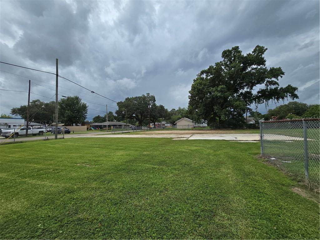 https://bt-photos.global.ssl.fastly.net/neworleans/orig_boomver_1_2558916-2.jpg