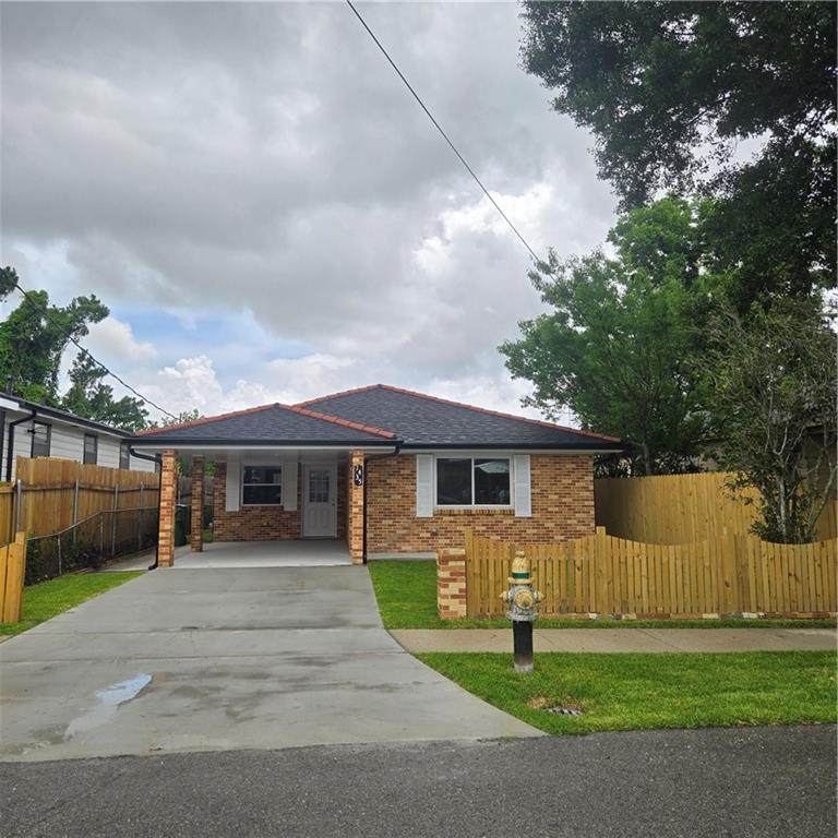 1435 Meadow Street - Photo 1