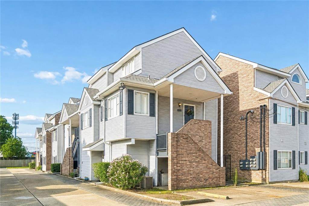 4445 Perkins Street - Photo 1