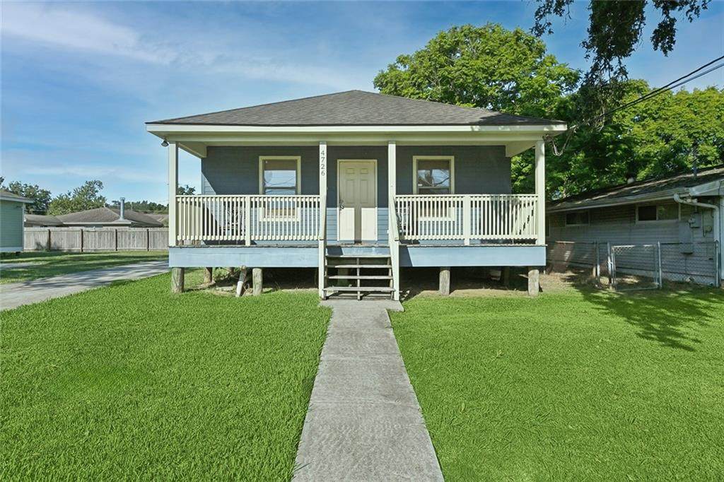 4726 Lancelot Drive - Photo 1
