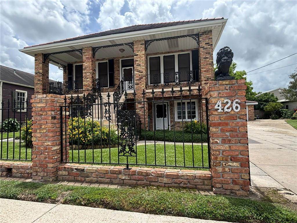 https://bt-photos.global.ssl.fastly.net/neworleans/orig_boomver_1_2559498-2.jpg