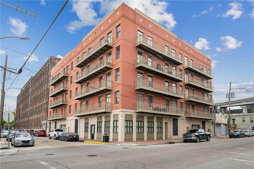 450 John Churchill Chase Street - Photo 1