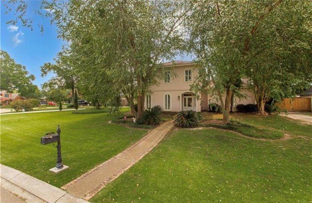 615 River Oaks Drive - Photo 1