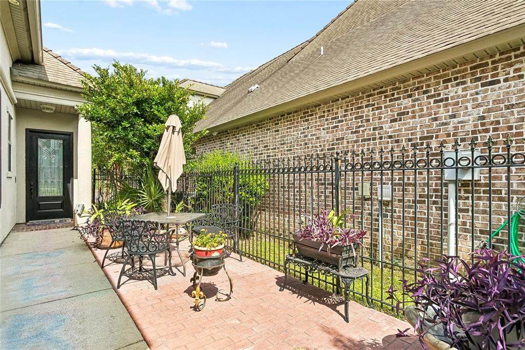 https://bt-photos.global.ssl.fastly.net/neworleans/orig_boomver_1_2560158-2.jpg