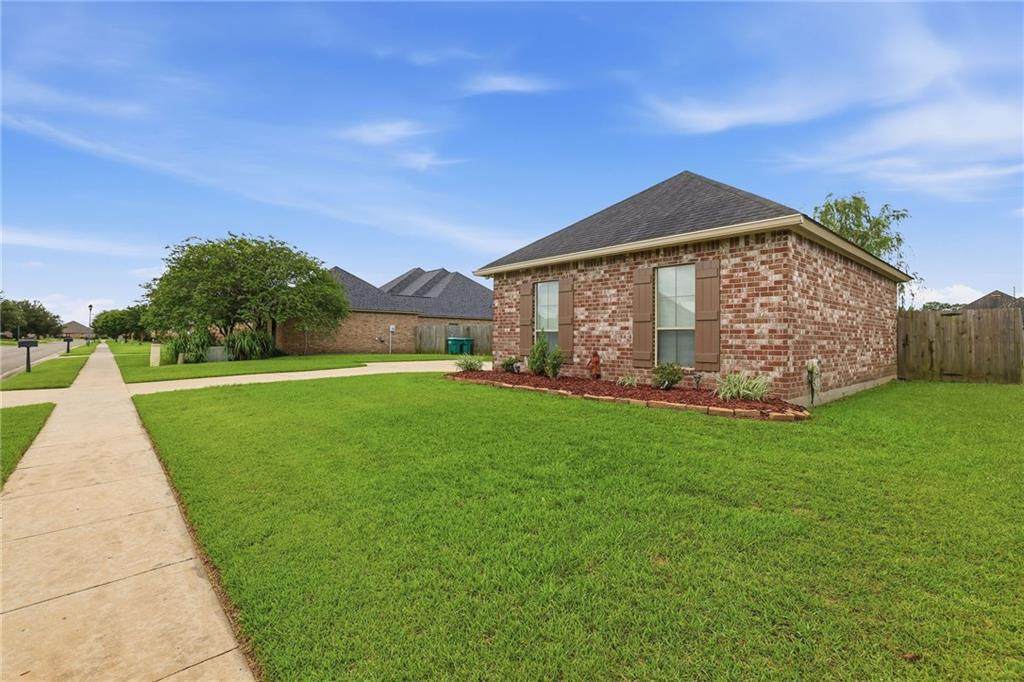https://bt-photos.global.ssl.fastly.net/neworleans/orig_boomver_1_2560261-2.jpg