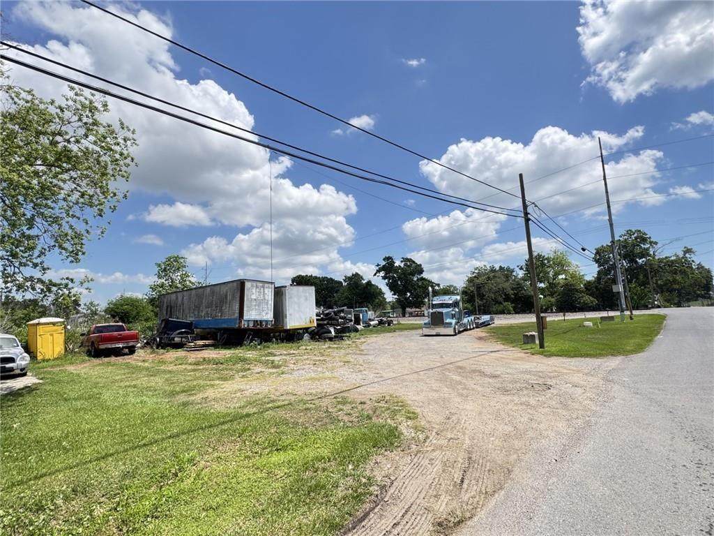 https://bt-photos.global.ssl.fastly.net/neworleans/orig_boomver_1_2560284-2.jpg