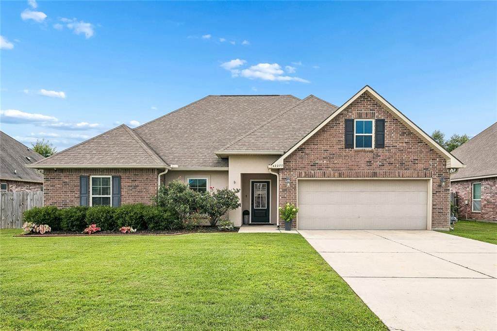 42277 Broderick Avenue - Photo 1