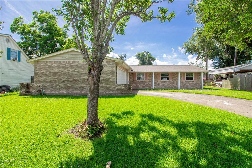 1200 Bellevue Drive - Photo 1