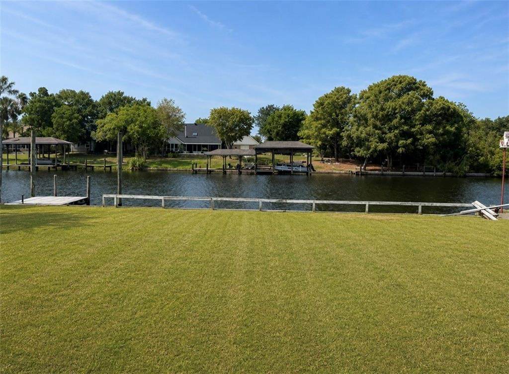 105 Eden Isles Boulevard - Photo 1