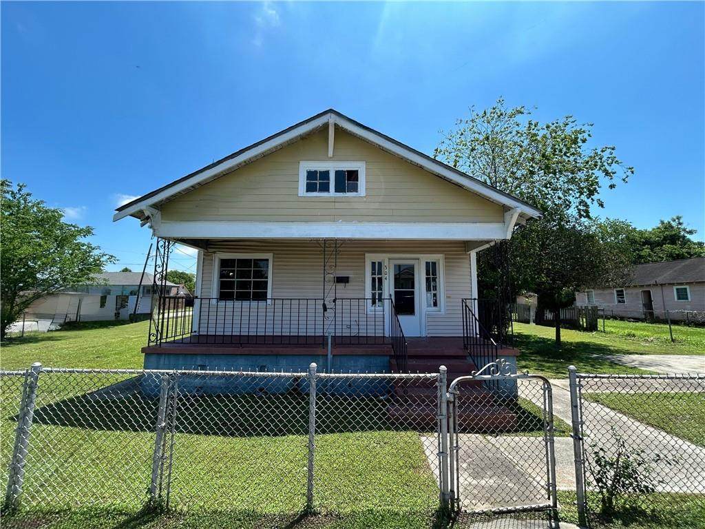 304 Leboeuf Street - Photo 1
