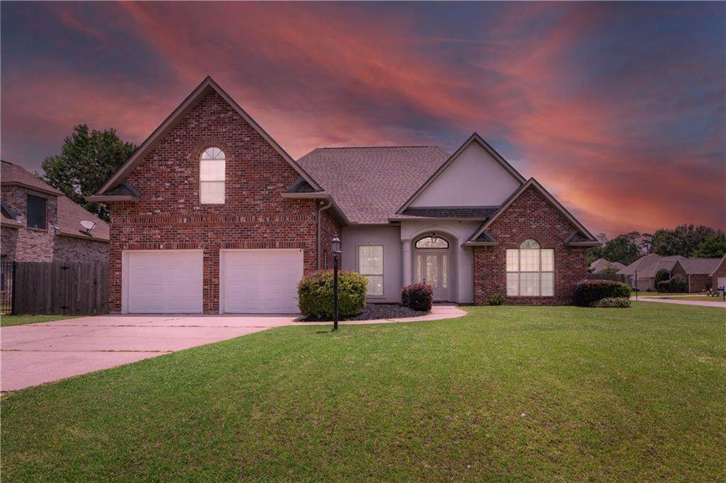 500 Drake Elm Court - Photo 1