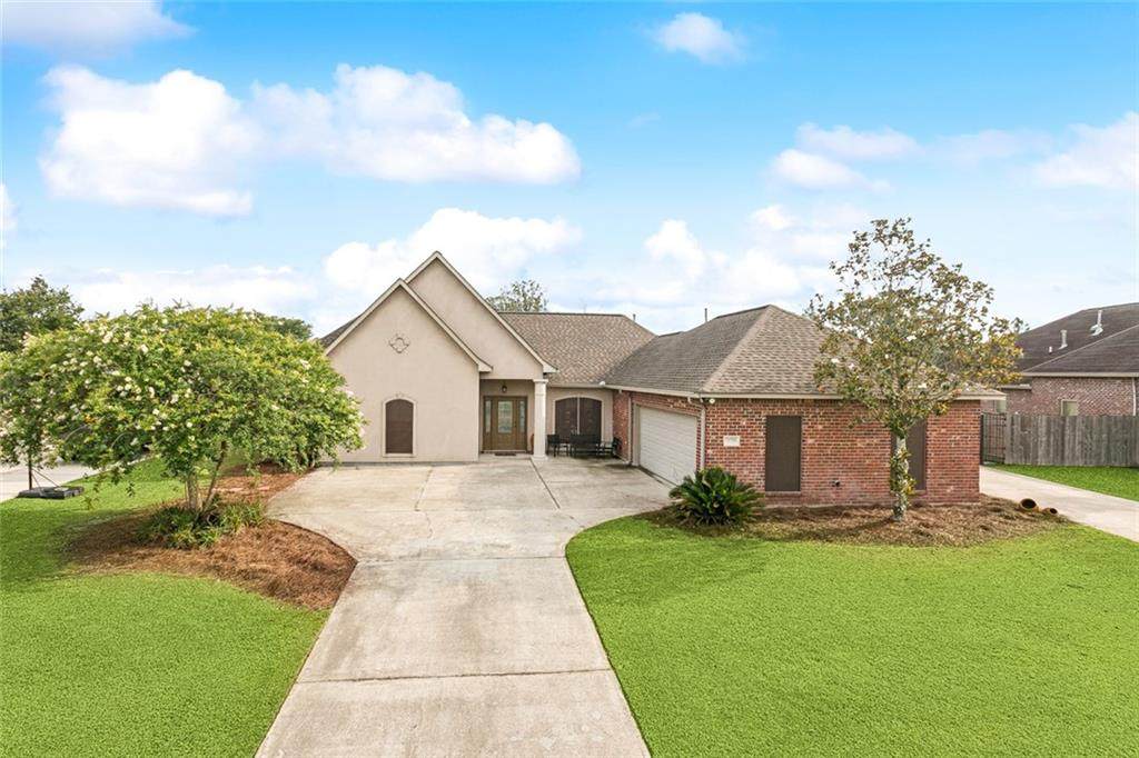 13795 Shady Hollow Drive - Photo 1