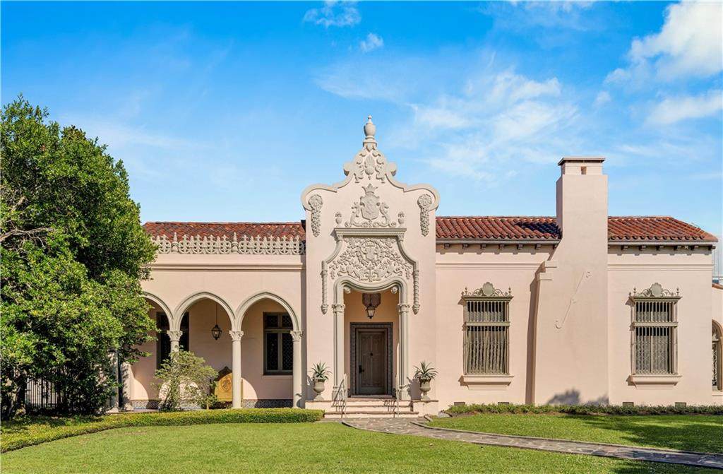 27 Audubon Place - Photo 1