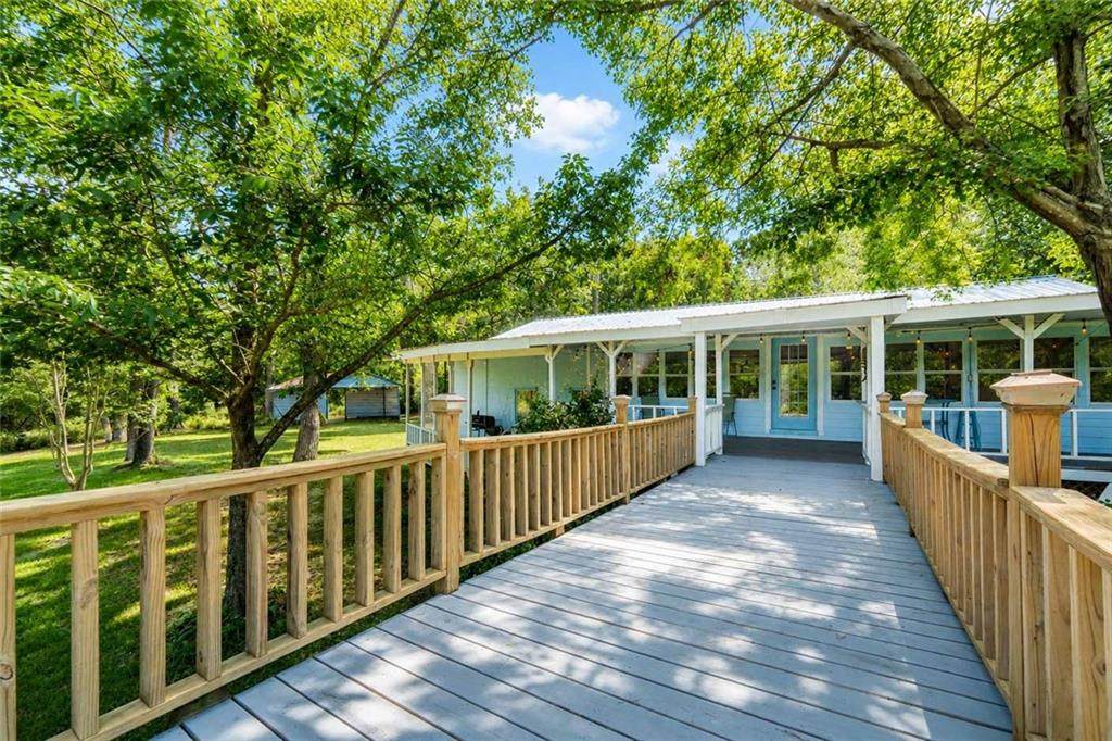 642 Loggers Trail - Photo 1