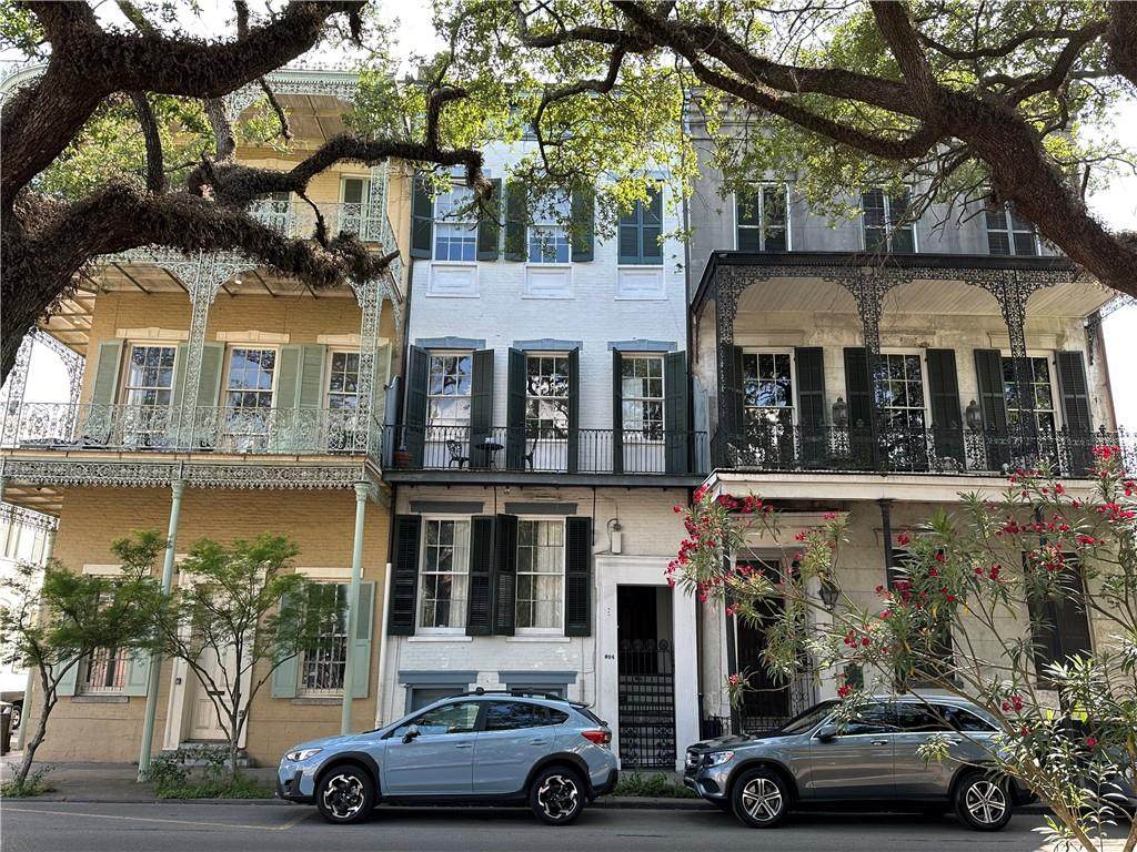 604 Esplanade Avenue - Photo 1