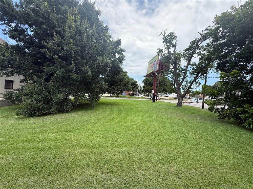 https://bt-photos.global.ssl.fastly.net/neworleans/orig_boomver_1_2562507-2.jpg