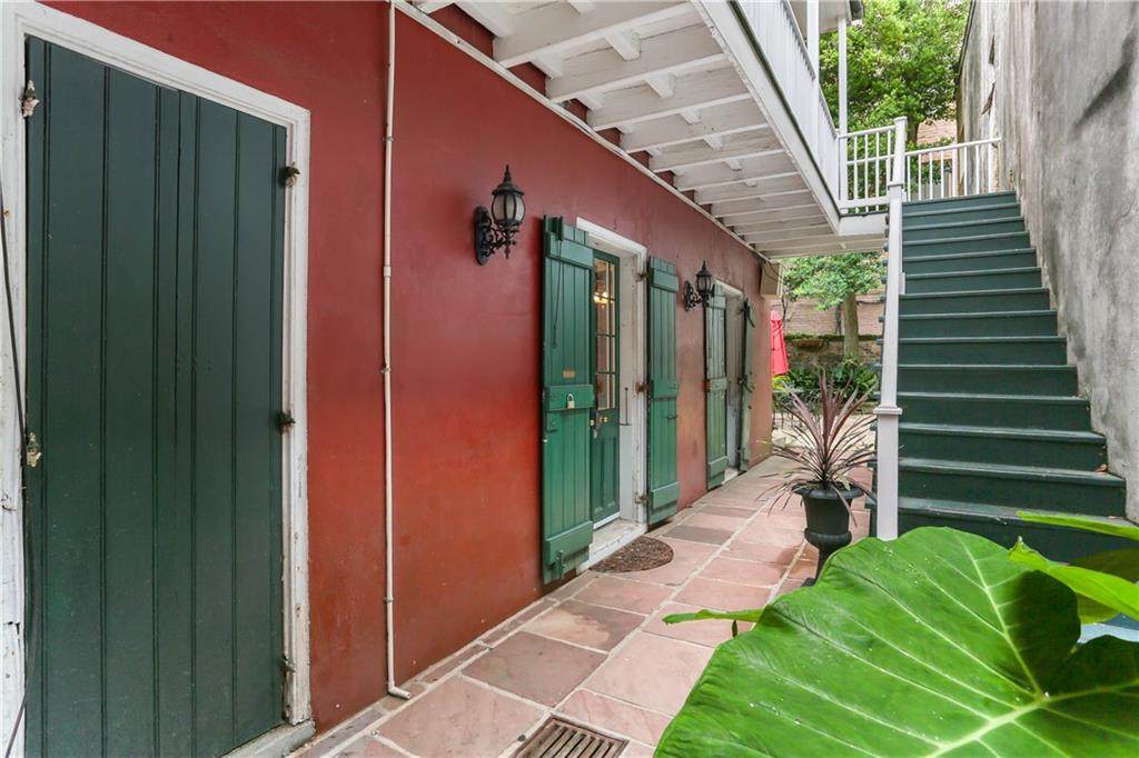 https://bt-photos.global.ssl.fastly.net/neworleans/orig_boomver_1_2562765-2.jpg
