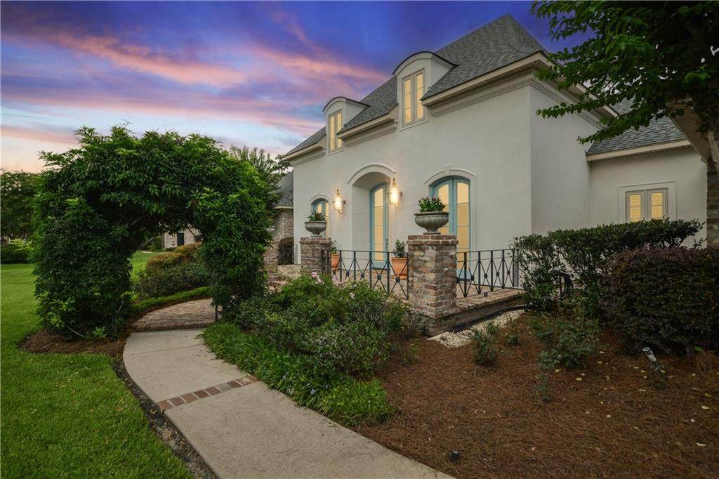 https://bt-photos.global.ssl.fastly.net/neworleans/orig_boomver_1_2562820-2.jpg