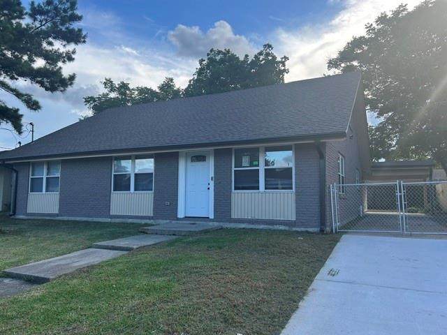 4642 Coronado Drive - Photo 1