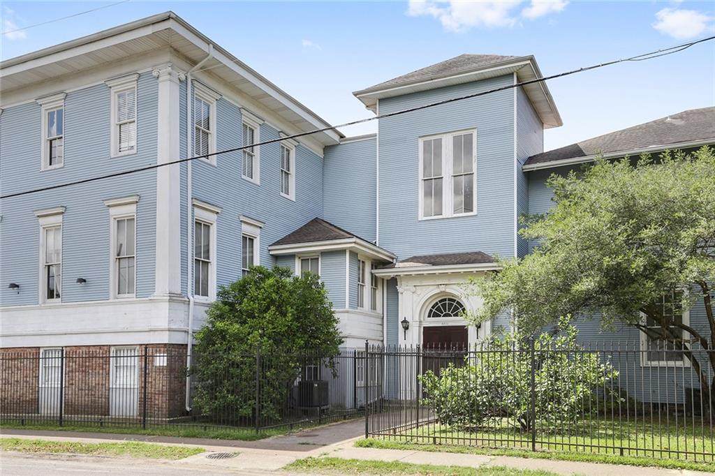 4716 Annunciation Street - Photo 1
