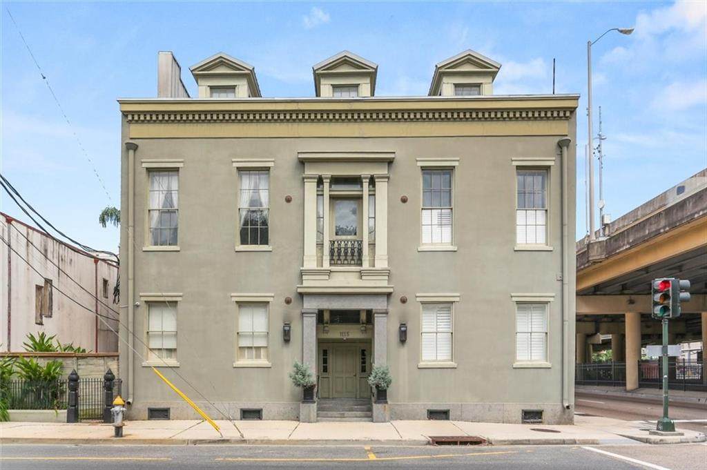 1115 Prytania Street - Photo 1