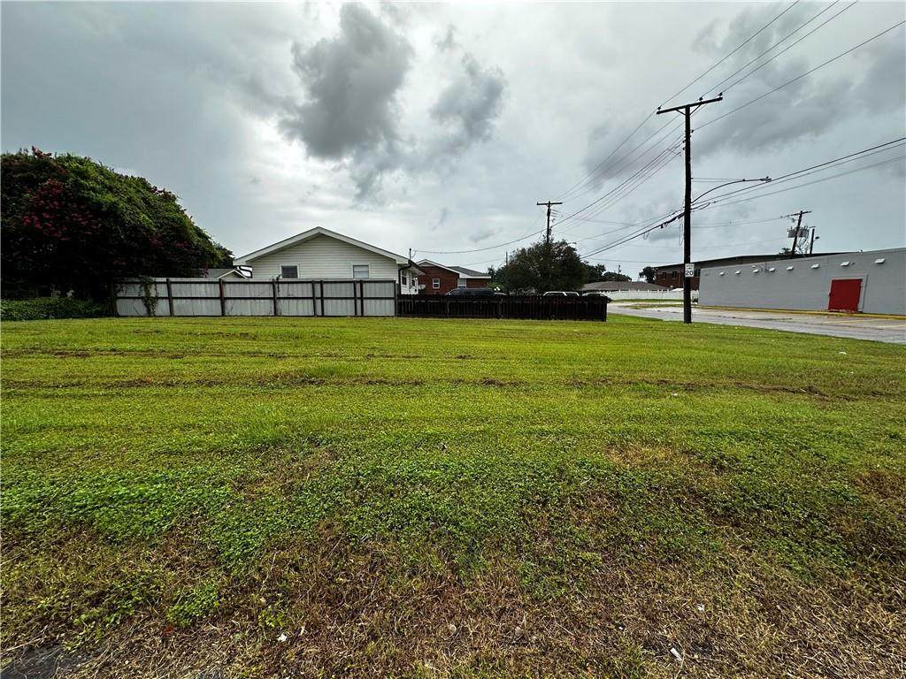 https://bt-photos.global.ssl.fastly.net/neworleans/orig_boomver_1_2563224-2.jpg