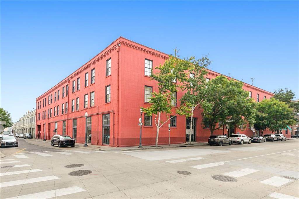 330 Julia Street - Photo 1