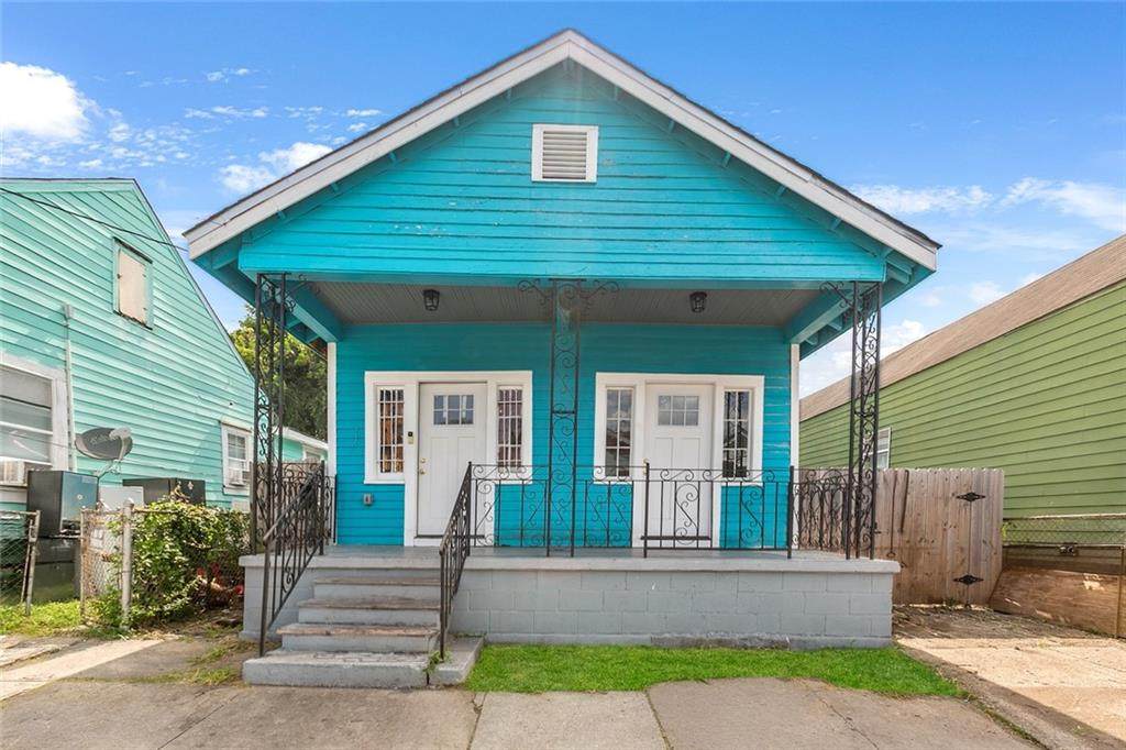 1725 Mandeville Street - Photo 1