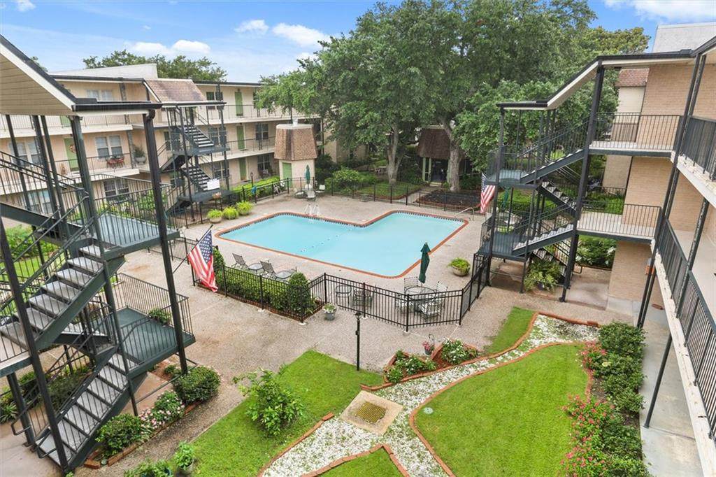 https://bt-photos.global.ssl.fastly.net/neworleans/orig_boomver_1_2563939-2.jpg