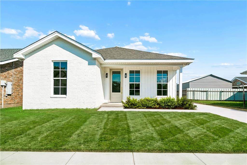 3204 St. Marie Drive - Photo 1