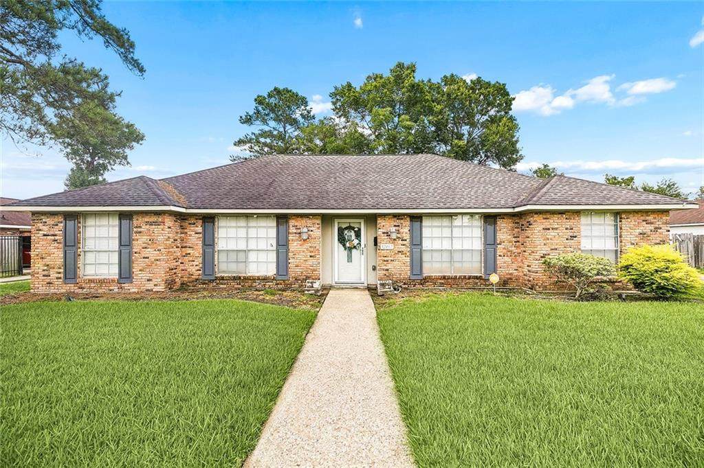 12467 Sherbrook Drive - Photo 1