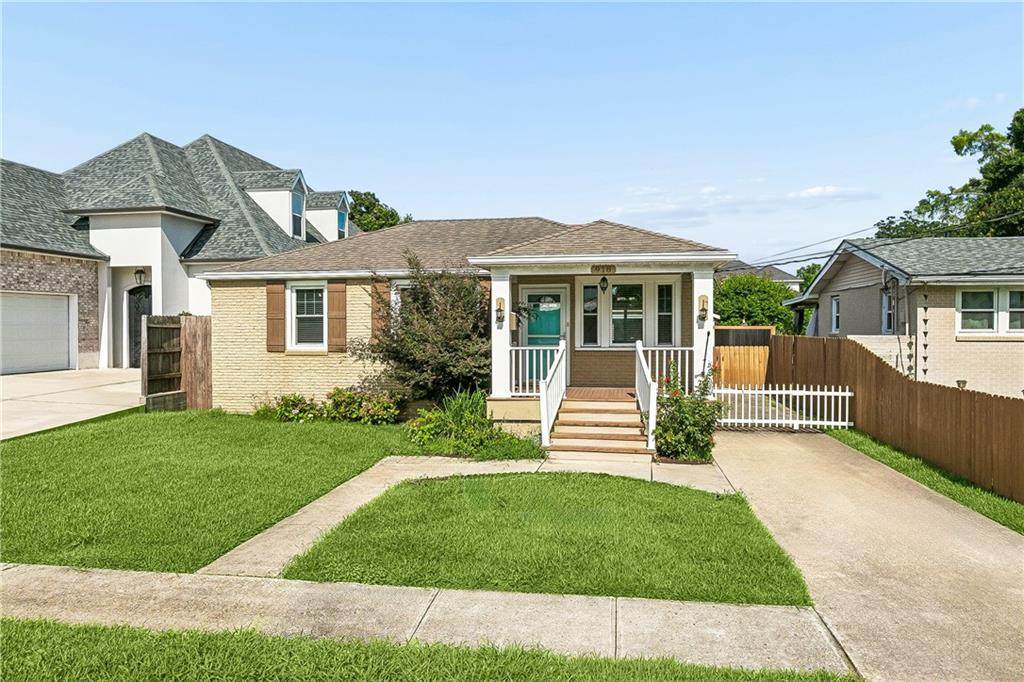 918 Aurora Avenue - Photo 1