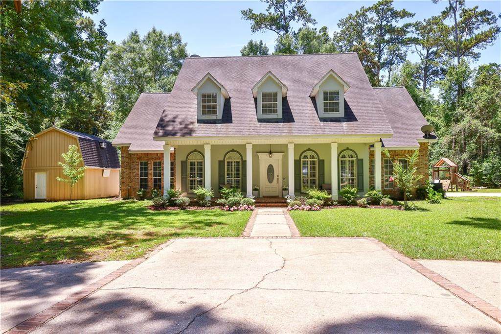 105 Woodlawn Lane - Photo 1
