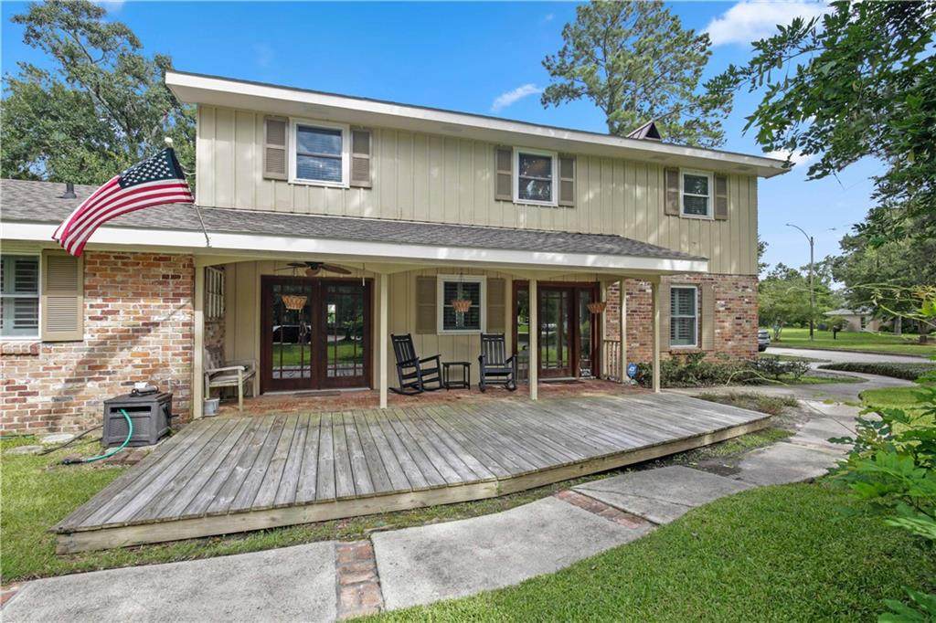 https://bt-photos.global.ssl.fastly.net/neworleans/orig_boomver_1_2564400-2.jpg