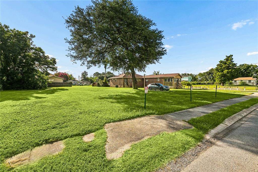 5022 Mexico Street - Photo 1