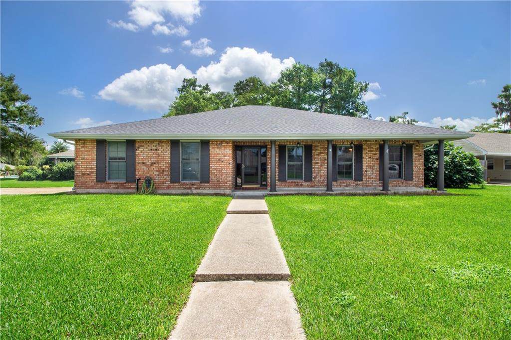 16 Parlange Drive - Photo 1