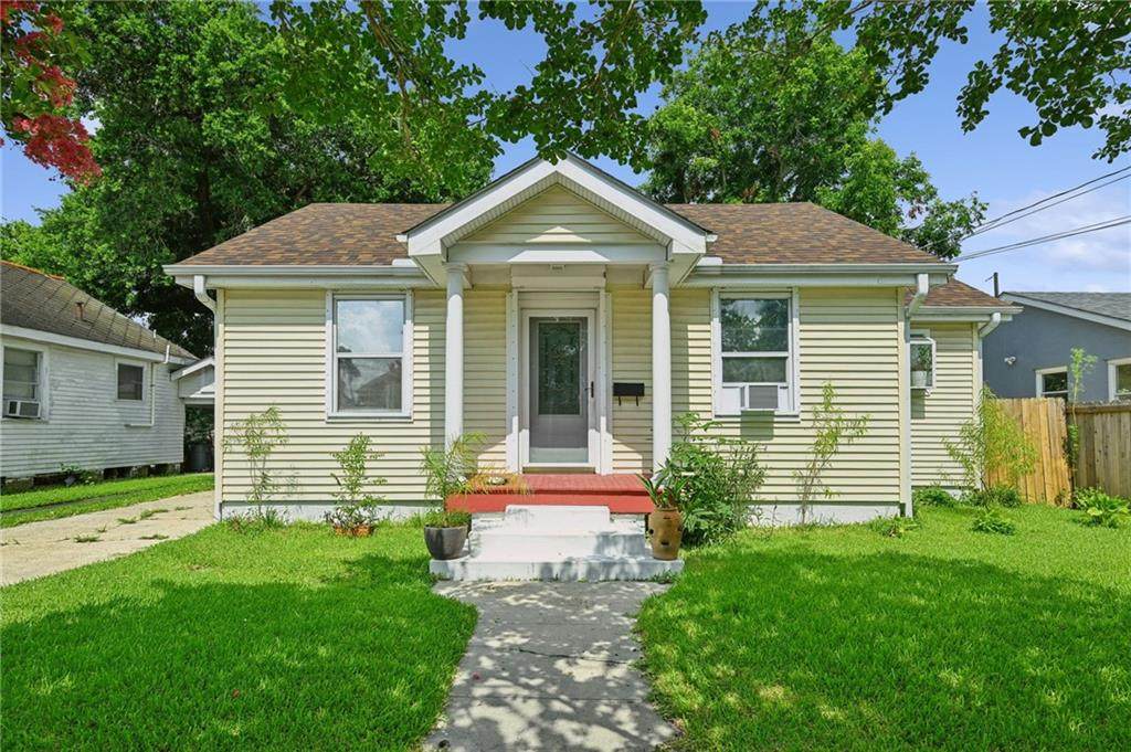 200 Claiborne Court - Photo 1