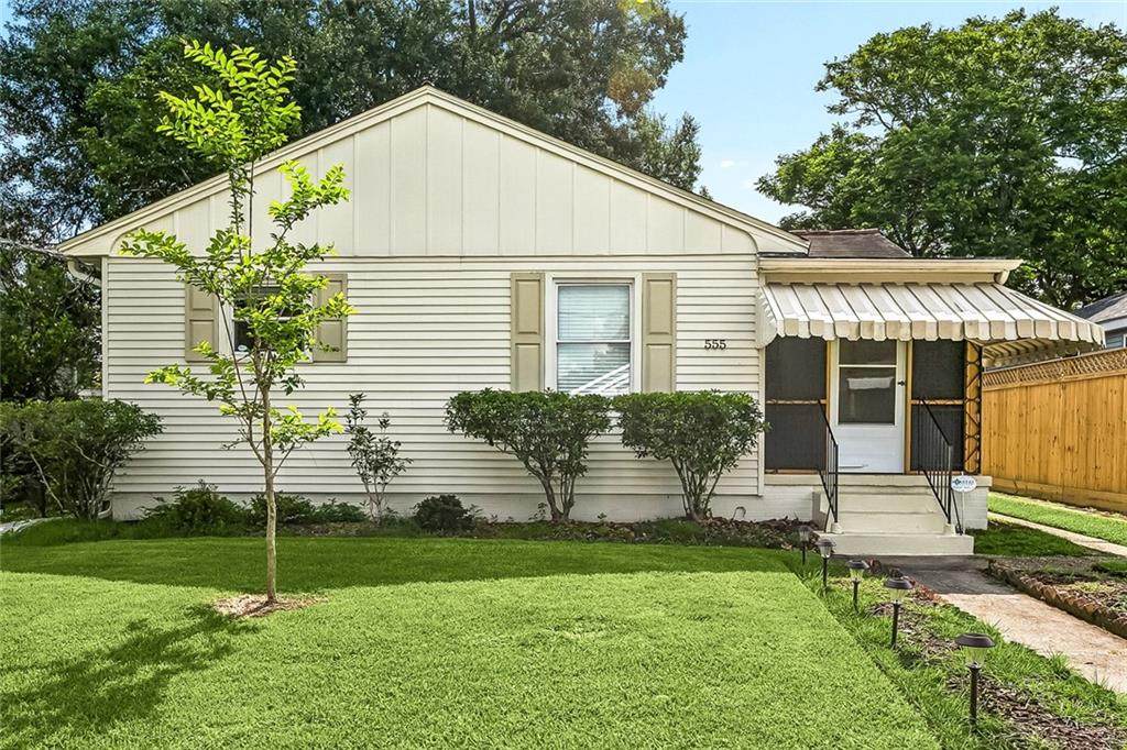 555 Honore Drive - Photo 1
