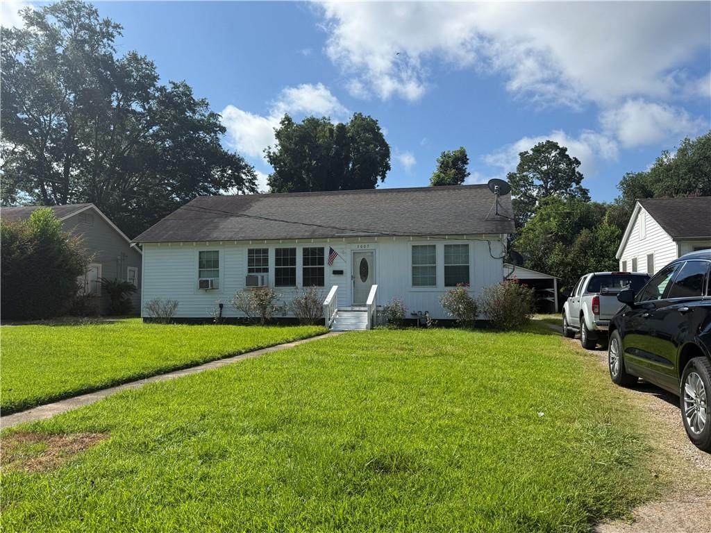 3005 Hill Street - Photo 1