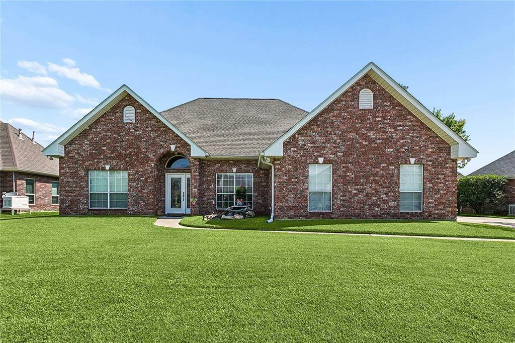 556 Cypress Drive - Photo 1