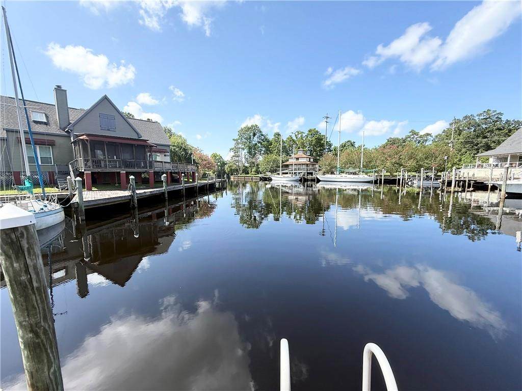 https://bt-photos.global.ssl.fastly.net/neworleans/orig_boomver_1_2565318-2.jpg