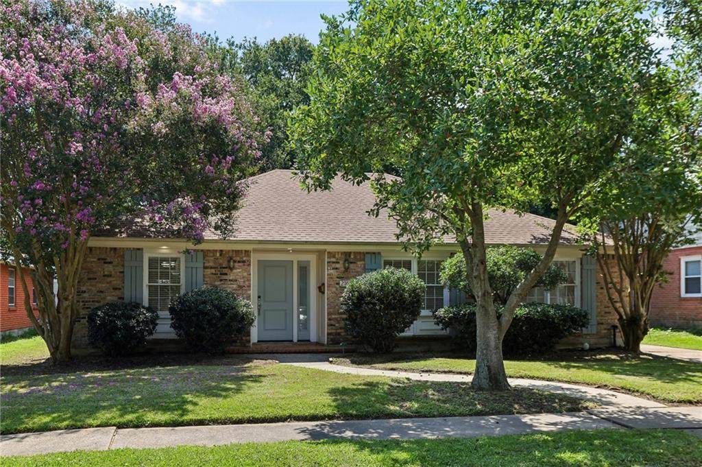 2705 Sells Street - Photo 1