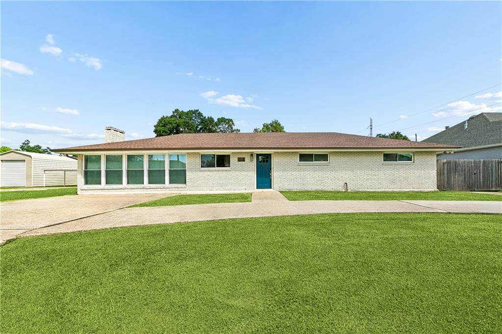 118 E X Street - Photo 1