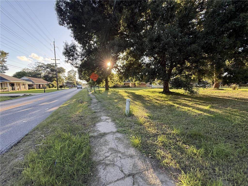 https://bt-photos.global.ssl.fastly.net/neworleans/orig_boomver_1_2565472-2.jpg