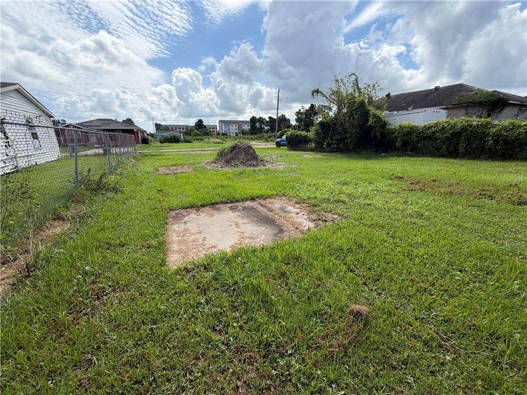 https://bt-photos.global.ssl.fastly.net/neworleans/orig_boomver_1_2565474-2.jpg