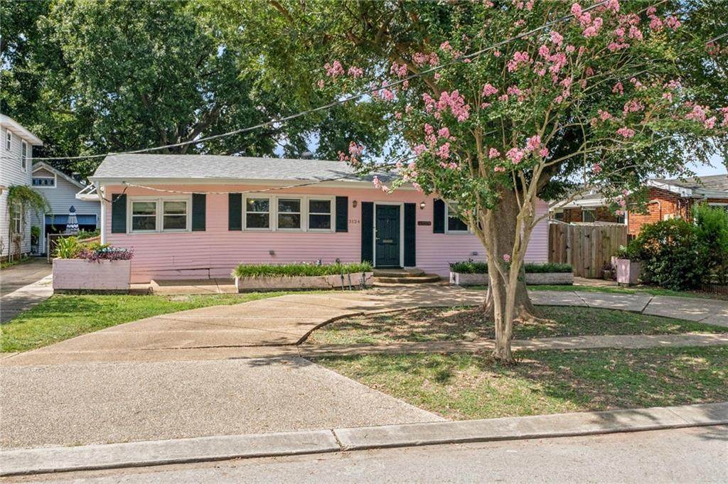 3124 42ND Street - Photo 1