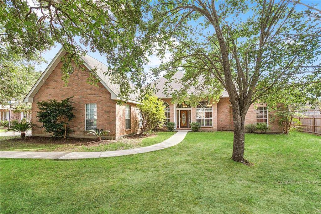 200 Leeds Drive - Photo 1