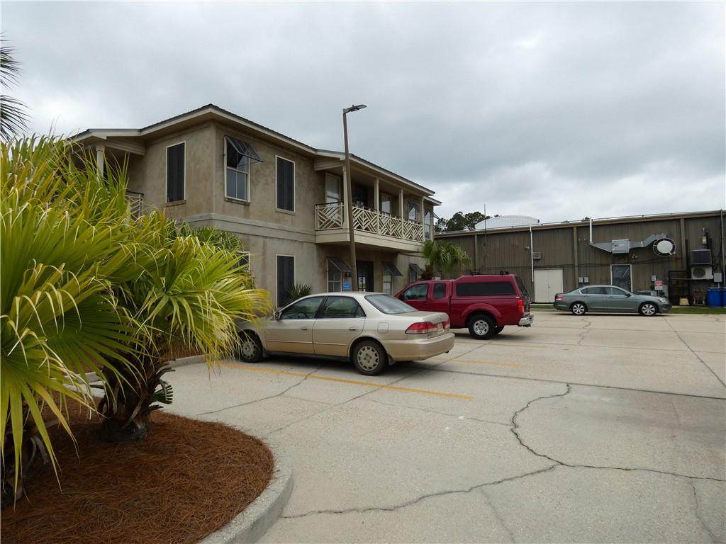 1140-1150 Causeway Approach - Photo 1