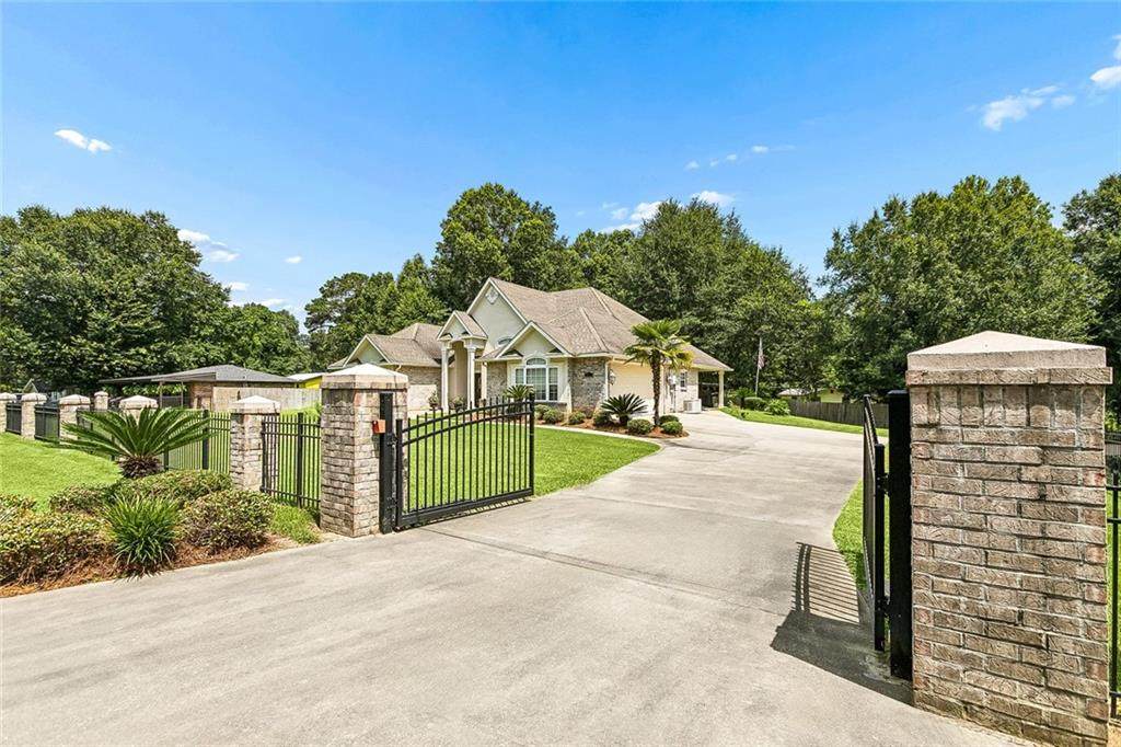 https://bt-photos.global.ssl.fastly.net/neworleans/orig_boomver_1_2565668-2.jpg