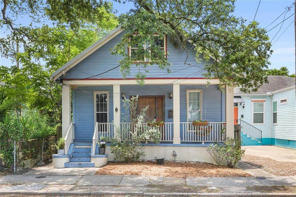 1204 Poland Avenue - Photo 1
